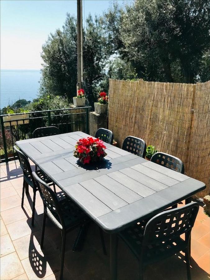 Holiday home Cav Gli Ulivi Di *